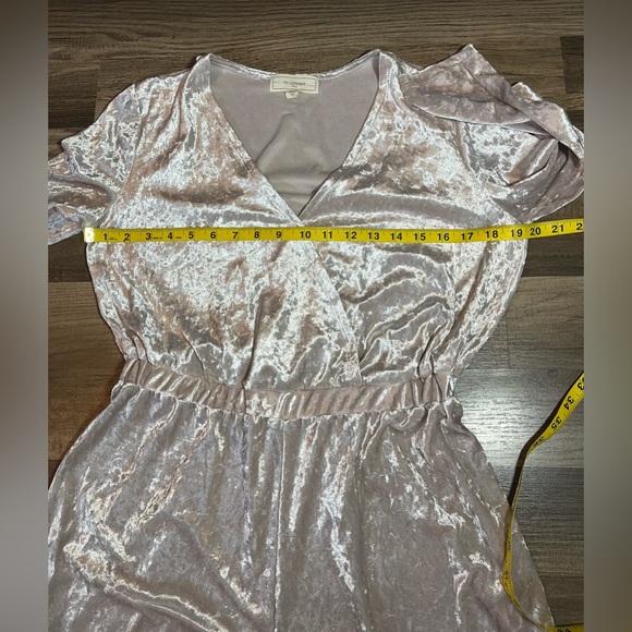 No Comment Champagne Crushed Velvet Romper - Size M - Picture 8 of 13
